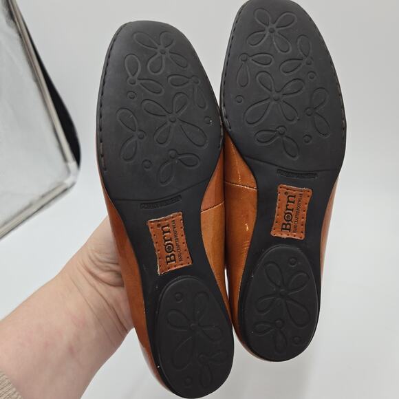 Born Ballet Flats Women 9 Brown Orange Patent Leather Slip On Square Toe Comfort - Picture 6 of 7